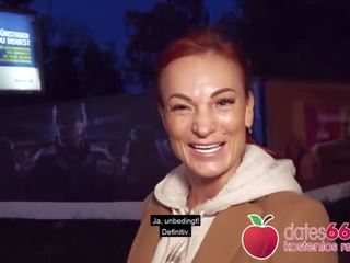 Kessie tímida follada detrás billboard en berlin! dates66 adulto vídeo vids